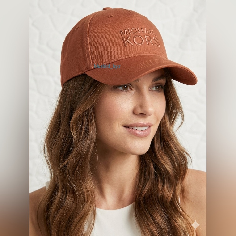 Michael Kors Logo Cap - Picture 11 of 13